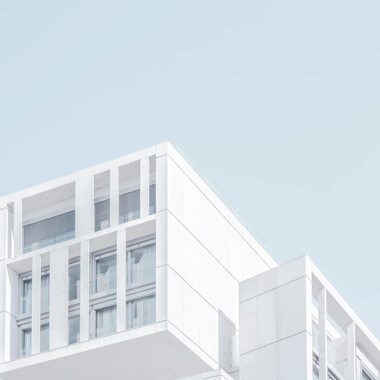 Weisses Gebäude all Platzhalter für die Tätigkeit im Bereich der Gebäudeautmation